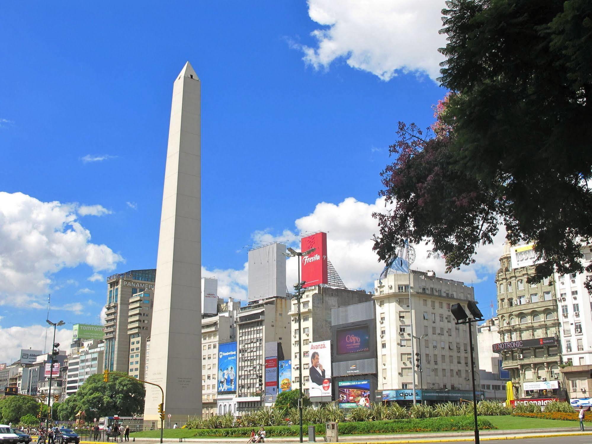 Hotel Avenida Buenos Aires Extérieur photo