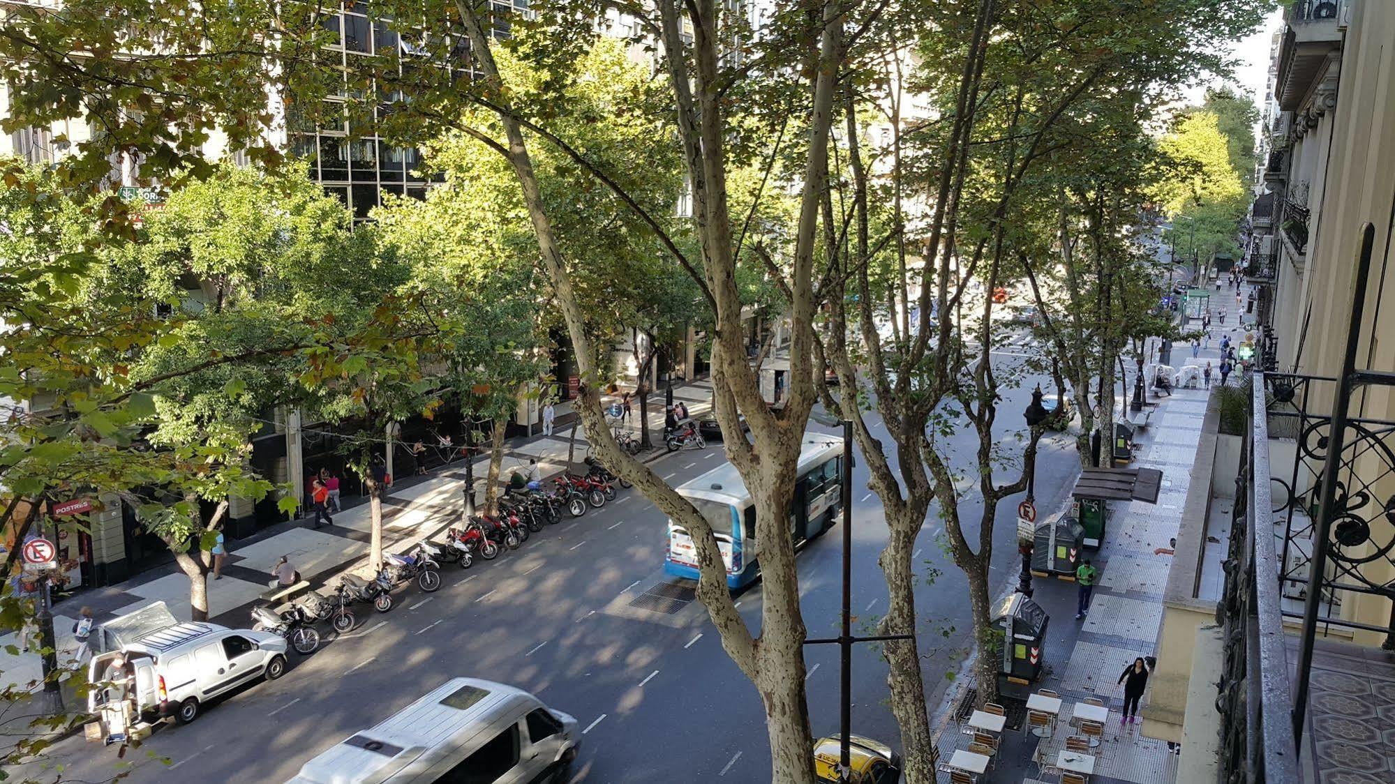 Hotel Avenida Buenos Aires Extérieur photo
